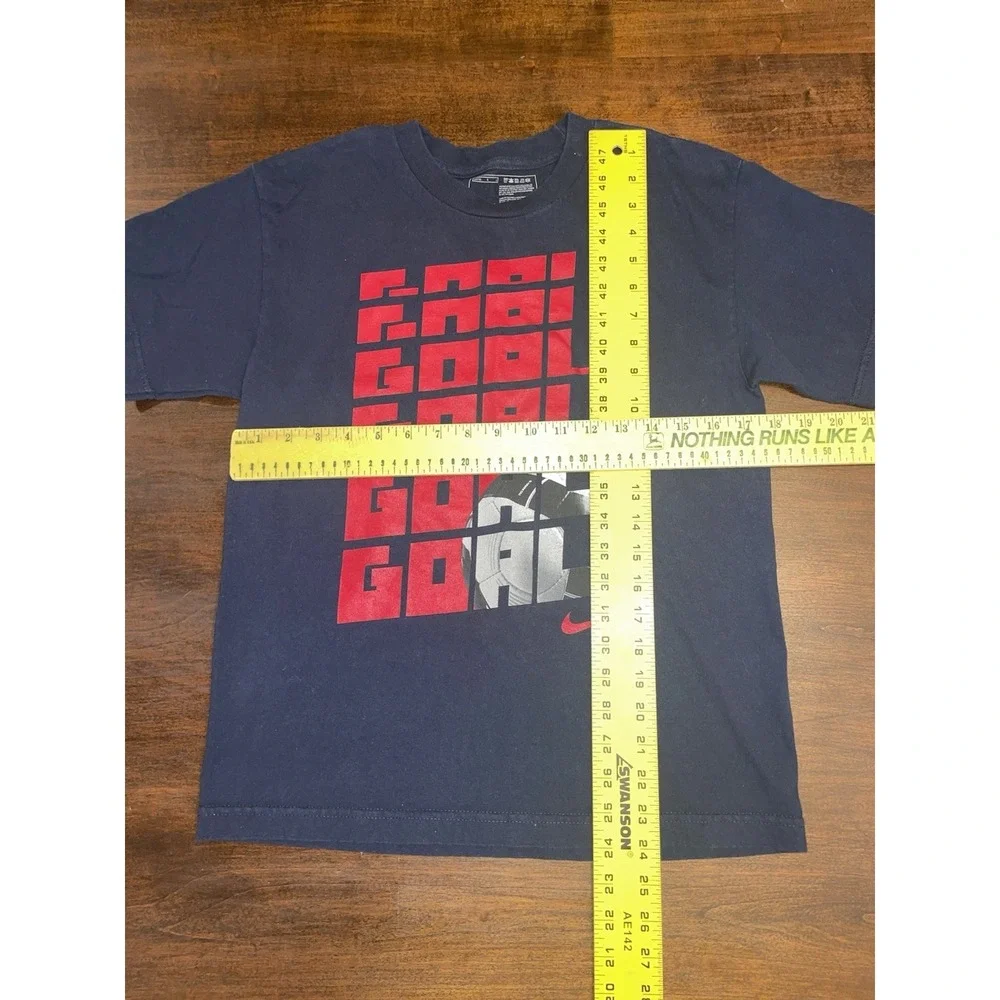 Nike Boys Large (14/16) Dark Blue Graphic T-Shirt 